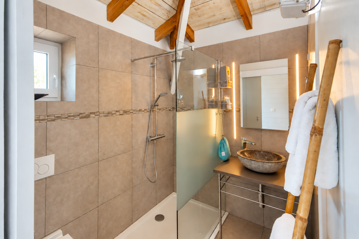 SUITES PANORAMA BATHROOM